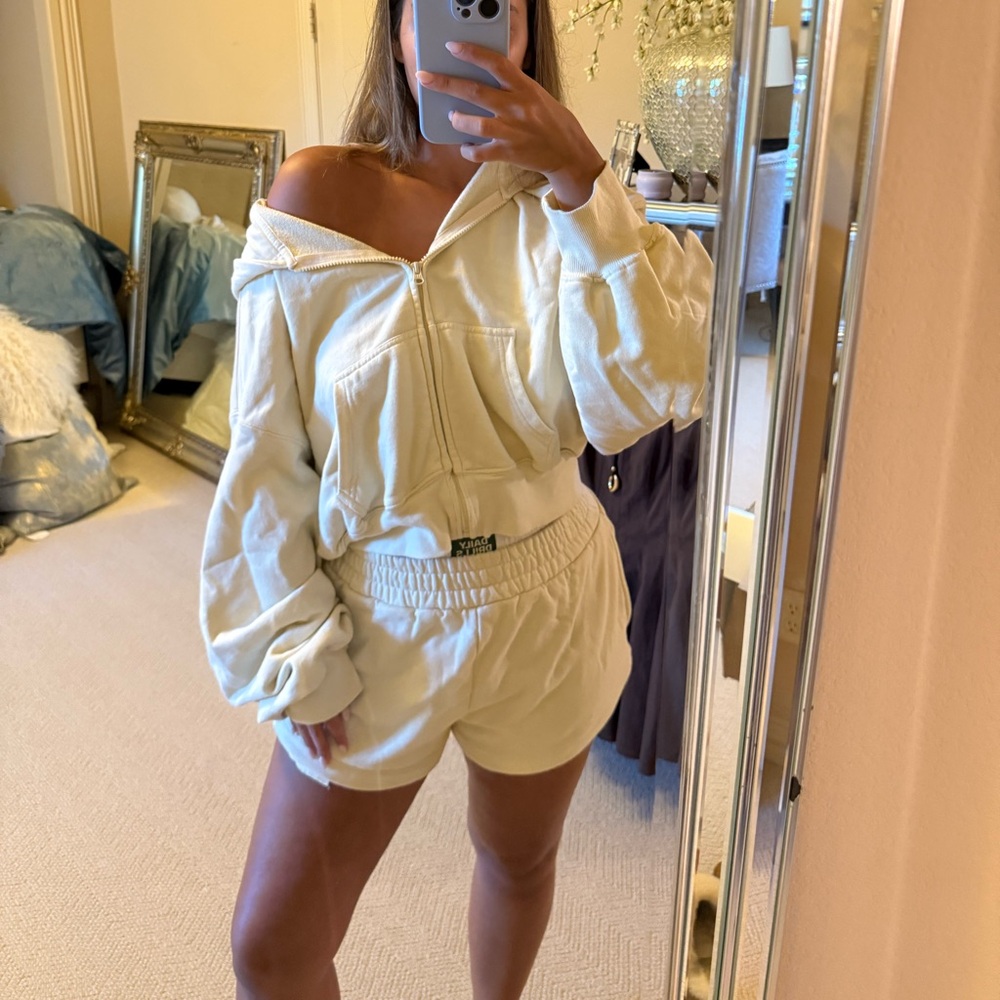 Daily Drills zip up jacket and shorts set